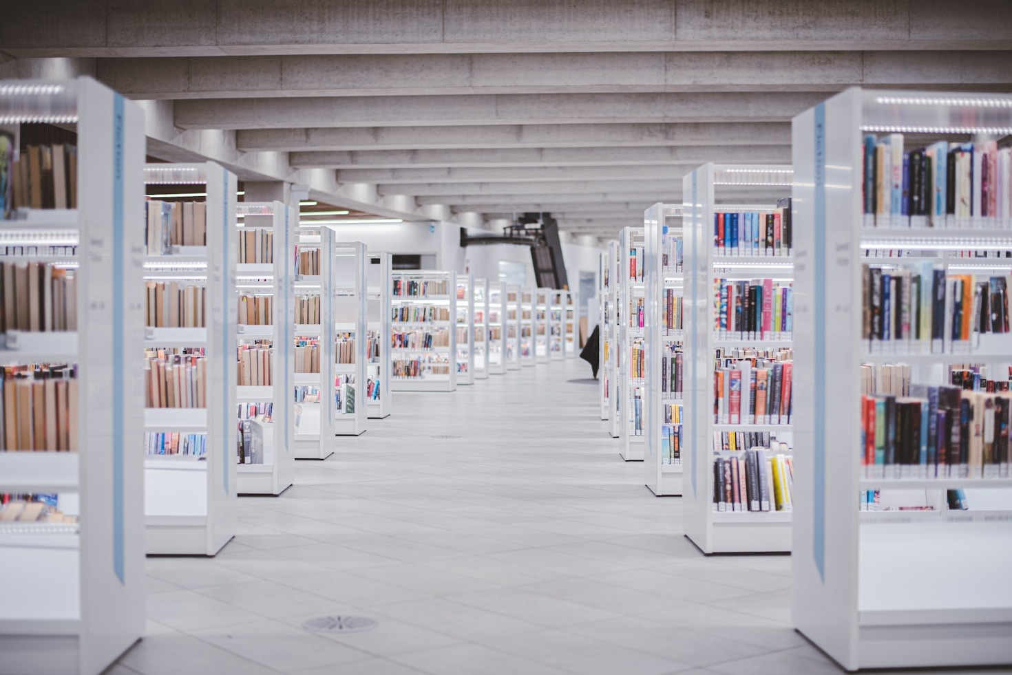 The Future of Academic Bookstores in a Digital World